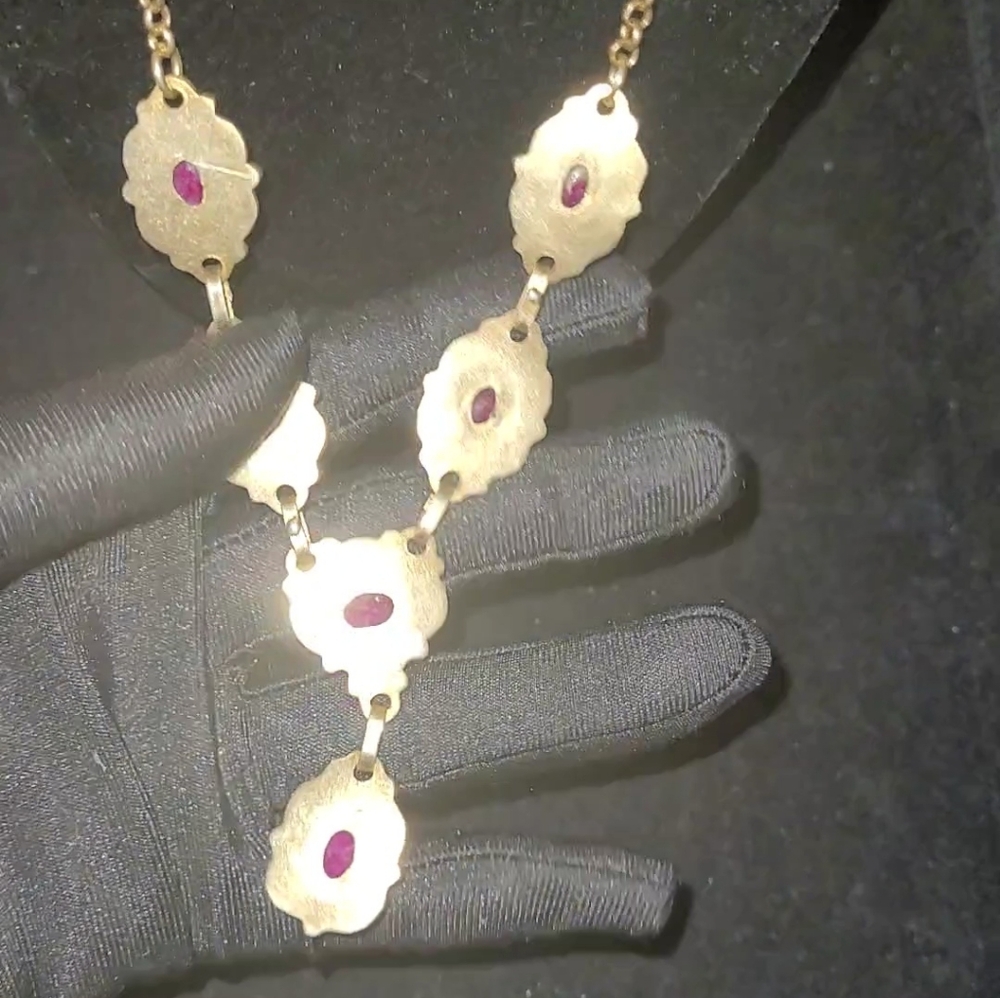 VICTORIAN GENUINE RUBY  IN BRASS/ GOLDTONE CHAIN NECKLACE - Picture 8 of 9